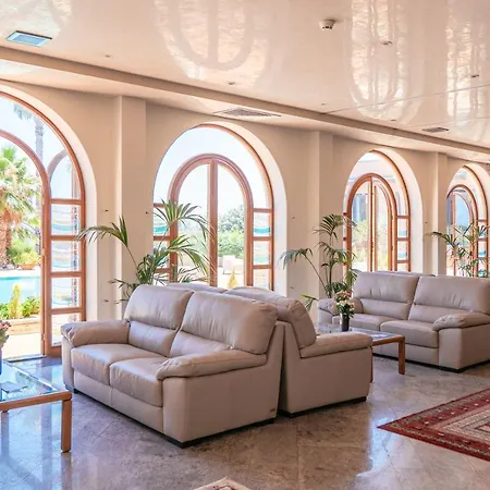 Palm Club